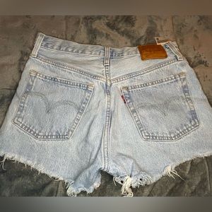 Levi 501 Shorts, size 26
